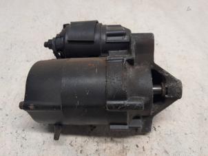 Gebruikte Startmotor Renault Clio II (BB/CB) 1.4 16V Prijs € 26,25 Margeregeling aangeboden door Reclycar De Boer BV