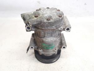 Gebruikte Aircopomp Renault Clio II (BB/CB) 1.4 16V Prijs € 52,50 Margeregeling aangeboden door Reclycar De Boer BV