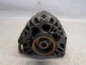Gebruikte Alternator Renault Twingo (C06) 1.2 Prijs € 36,75 Margeregeling aangeboden door Reclycar De Boer BV