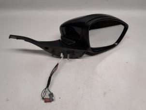 Gebruikte Buitenspiegel rechts Peugeot 2008 (CU) 1.2 12V e-THP PureTech 130 Prijs € 105,00 Margeregeling aangeboden door Reclycar De Boer BV