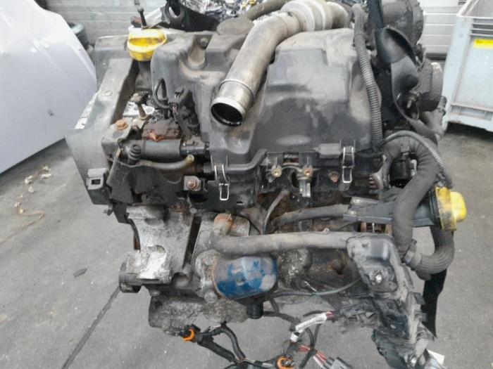 Gebruikte Motor Renault Scénic III (JZ) 1.5 dCi 105 Prijs € 525,00 Margeregeling aangeboden door Reclycar De Boer BV