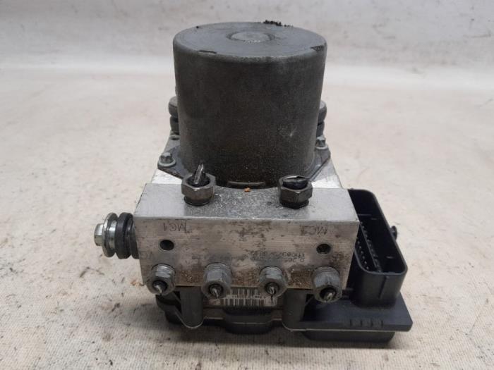 Gebruikte ABS Pomp Peugeot 308 (4A/C) 1.6 16V THP 155 Prijs € 76,65 Margeregeling aangeboden door Reclycar De Boer BV