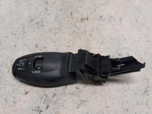 Gebruikte Cruise Control Bediening Peugeot 308 (4A/C) 1.6 16V THP 155 Prijs € 21,00 Margeregeling aangeboden door Reclycar De Boer BV