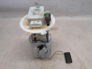 Gebruikte Tank element Pomp Renault Austral 1.2 Mild Hybrid Advanced 130 Prijs € 315,00 Margeregeling aangeboden door Reclycar De Boer BV