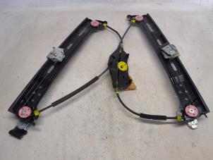 Gebruikte Ruitmechaniek 4Deurs links-achter Seat Alhambra (7N) 2.0 TDI 16V Prijs € 31,50 Margeregeling aangeboden door Reclycar De Boer BV