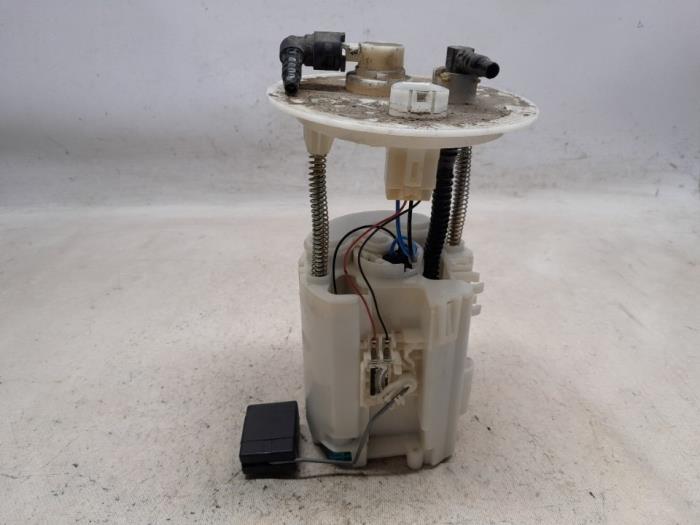 Gebruikte Tank element Pomp Toyota Prius (NHW20) 1.5 16V Prijs € 26,25 Margeregeling aangeboden door Reclycar De Boer BV