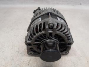 Gebruikte Dynamo Renault Grand Scénic III (JZ) 1.4 16V TCe 130 Prijs € 42,00 Margeregeling aangeboden door Reclycar De Boer BV