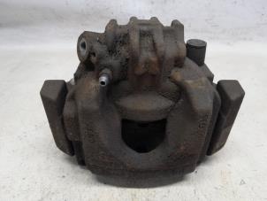 Gebruikte Remklauw (Tang) rechts-voor Citroen C5 III Tourer (RW) 1.6 16V Vti 120 Prijs € 15,75 Margeregeling aangeboden door Reclycar De Boer BV