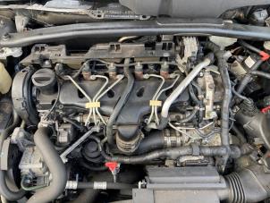 Gebruikte Motor Volvo V70 (SW) 2.4 D5 20V Prijs € 892,50 Margeregeling aangeboden door Reclycar De Boer BV