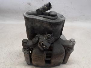 Gebruikte Remklauw (Tang) rechts-achter Seat Alhambra (7N) 2.0 TDI 16V Prijs € 36,75 Margeregeling aangeboden door Reclycar De Boer BV