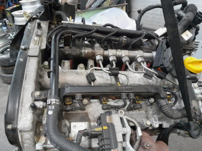 Motor van een Opel Combo 1.6 CDTI 16V 2018