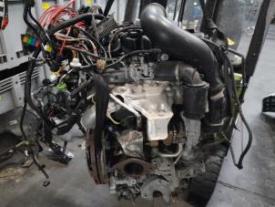 Gebruikte Motor Renault Master III (ML) 2.3 dCi 16V Prijs € 2.362,50 Margeregeling aangeboden door Reclycar De Boer BV