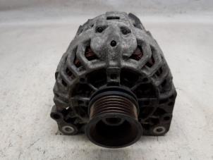 Gebruikte Dynamo Volkswagen Lupo (6X1) 1.0 MPi 50 Prijs € 36,75 Margeregeling aangeboden door Reclycar De Boer BV