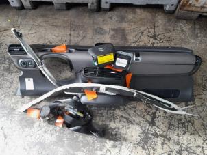 Gebruikte Airbag Set + Module Citroen C4 Cactus (0B/0P) 1.2 PureTech 82 12V Prijs € 735,00 Margeregeling aangeboden door Reclycar De Boer BV