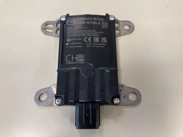 Gebruikte Radar sensor Mazda MX-5 (ND) 2.0 SkyActiv G-184 16V Prijs € 367,50 Margeregeling aangeboden door Reclycar De Boer BV