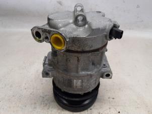 Gebruikte Aircopomp Opel Corsa E 1.4 16V Prijs € 131,25 Margeregeling aangeboden door Reclycar De Boer BV