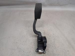 Gebruikte Gaspedaalpositie Sensor Opel Corsa E 1.4 16V Prijs € 26,25 Margeregeling aangeboden door Reclycar De Boer BV