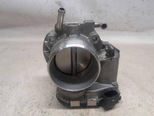 Gebruikte Gasklephuis Hyundai Santa Fe II (CM) 2.4 16V 4x4 Prijs € 36,75 Margeregeling aangeboden door Reclycar De Boer BV