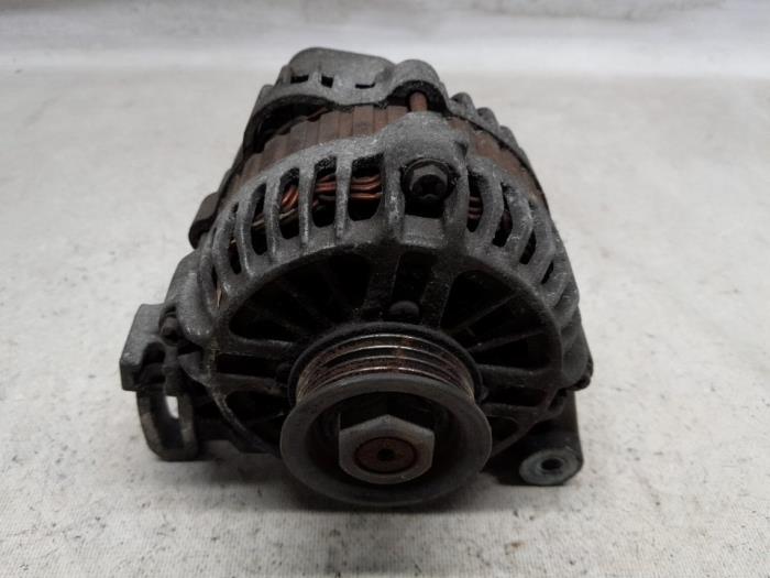 Gebruikte Dynamo Renault Clio II (BB/CB) 1.2 Prijs € 31,50 Margeregeling aangeboden door Reclycar De Boer BV