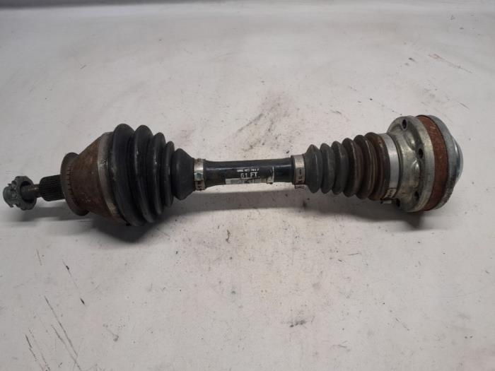 Gebruikte Steekas links-voor Audi A1 Sportback (8XA/8XF) 1.4 TFSI Cylinder on demand 16V Prijs € 52,50 Margeregeling aangeboden door Reclycar De Boer BV