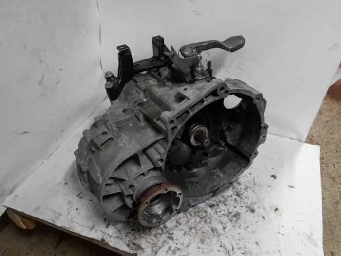 Gebruikte Versnellingsbak Audi A1 Sportback (8XA/8XF) 1.4 TFSI Cylinder on demand 16V Prijs € 577,50 Margeregeling aangeboden door Reclycar De Boer BV