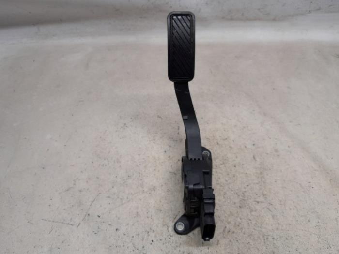Gebruikte Gaspedaalpositie Sensor Ford Fiesta 6 (JA8) 1.0 EcoBoost 12V 100 Prijs € 36,75 Margeregeling aangeboden door Reclycar De Boer BV