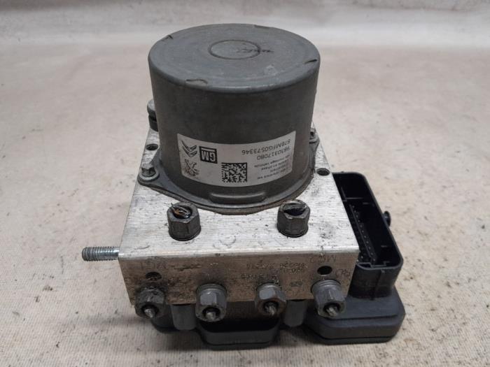 Gebruikte ABS Pomp Citroen C4 Cactus (0B/0P) 1.2 PureTech 110 12V Prijs € 75,60 Margeregeling aangeboden door Reclycar De Boer BV