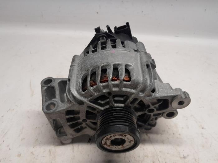 Gebruikte Dynamo Ford C-Max (DXA) 1.6 SCTi 16V Prijs € 47,25 Margeregeling aangeboden door Reclycar De Boer BV
