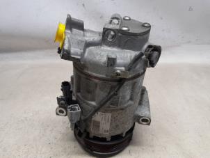 Gebruikte Aircopomp Renault Captur (2R) 0.9 Energy TCE 12V Prijs € 78,75 Margeregeling aangeboden door Reclycar De Boer BV