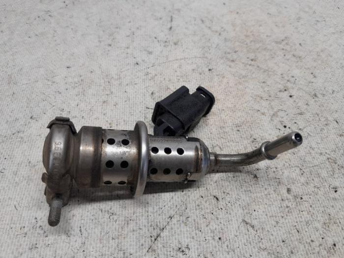 Gebruikte Injector adblue Peugeot 208 I (CA/CC/CK/CL) 1.6 Blue HDi 75 Prijs € 42,00 Margeregeling aangeboden door Reclycar De Boer BV