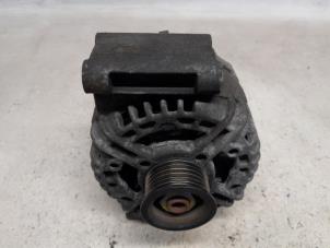 Gebruikte Alternator BMW Mini One/Cooper (R50) 1.6 16V One Prijs € 42,00 Margeregeling aangeboden door Reclycar De Boer BV