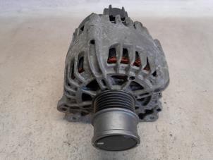 Gebruikte Dynamo Volkswagen Golf VII (AUA) 1.5 TGI Evo 16V Prijs € 52,50 Margeregeling aangeboden door Reclycar De Boer BV