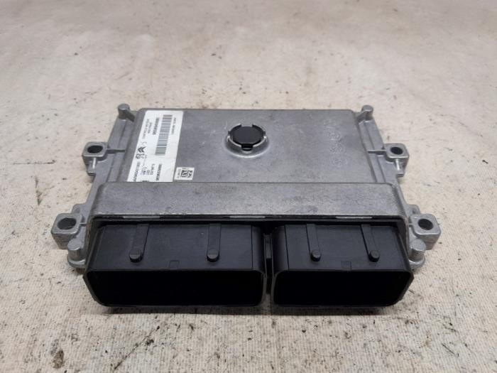 Gebruikte Inspuitcomputer Citroen C3 (SX/SW) 1.2 Vti 12V PureTech Prijs € 105,00 Margeregeling aangeboden door Reclycar De Boer BV