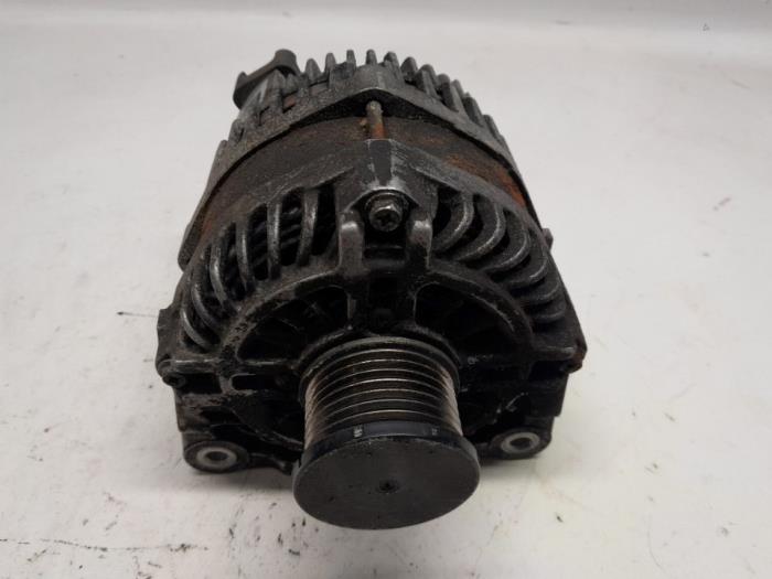 Gebruikte Dynamo Renault Megane III Grandtour (KZ) 1.4 16V TCe 130 Prijs € 36,75 Margeregeling aangeboden door Reclycar De Boer BV