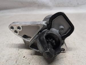 Gebruikte Startmotor Renault Twingo III (AH) 1.0 SCe 70 12V Prijs € 26,25 Margeregeling aangeboden door Reclycar De Boer BV