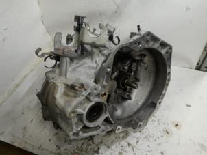 Gebruikte Versnellingsbak Opel Agila (B) 1.0 12V Prijs € 420,00 Margeregeling aangeboden door Reclycar De Boer BV