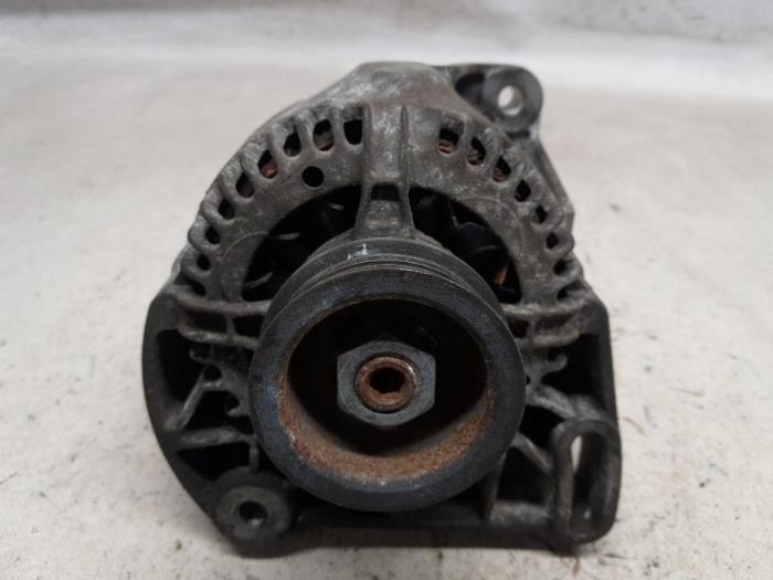 Gebruikte Dynamo Fiat Doblo (223A/119) 1.2 Prijs € 36,75 Margeregeling aangeboden door Reclycar De Boer BV