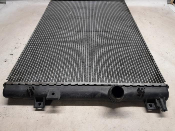Radiateur van een Seat Alhambra (7N) 2.0 TDI 16V 2010