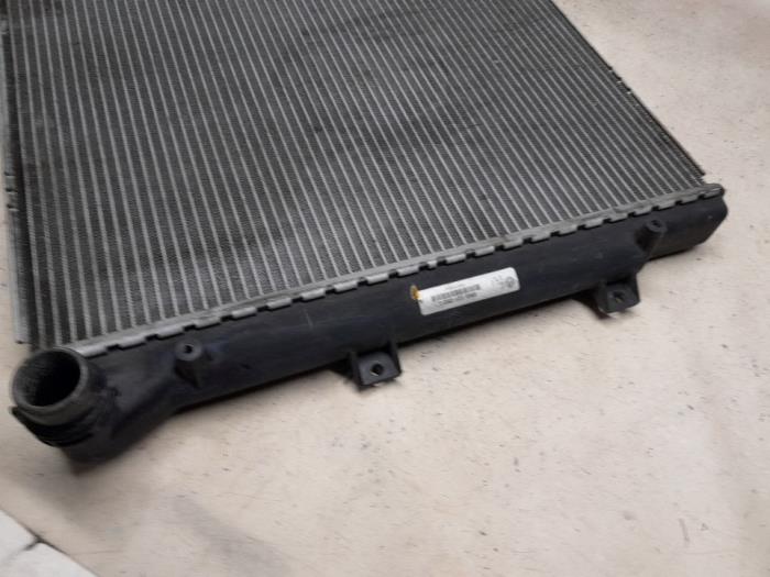 Radiateur van een Seat Alhambra (7N) 2.0 TDI 16V 2010