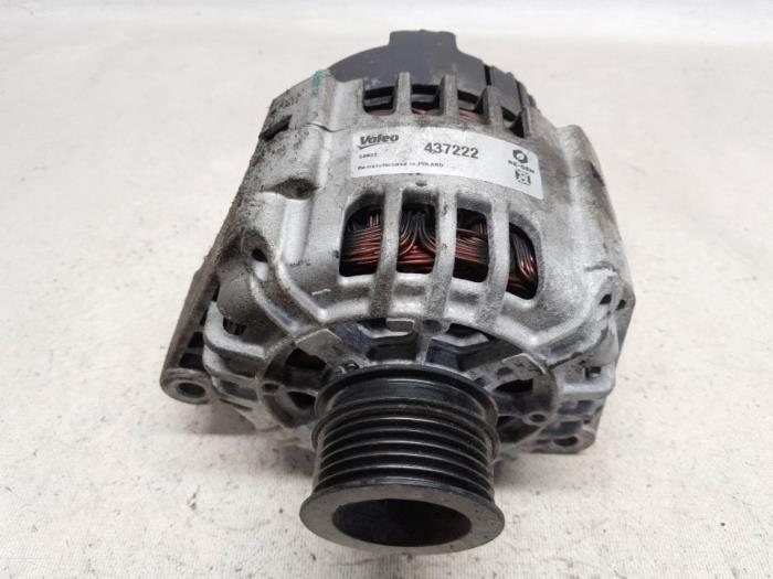 Gebruikte Dynamo Mercedes C Combi (S203) 2.0 C-200K 16V Prijs € 47,25 Margeregeling aangeboden door Reclycar De Boer BV