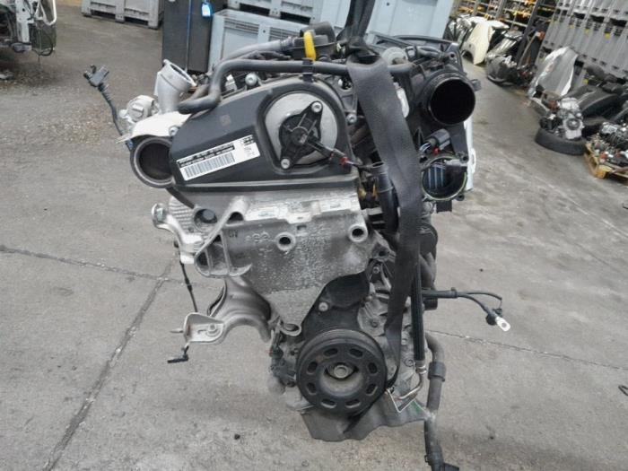 Gebruikte Motor Volkswagen Golf VII (AUA) 1.5 TGI Evo 16V Prijs € 2.625,00 Margeregeling aangeboden door Reclycar De Boer BV