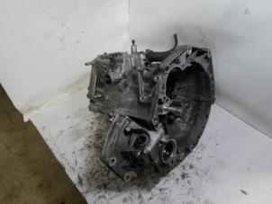 Gebruikte Versnellingsbak Fiat Grande Punto (199) 1.4 16V Prijs € 262,50 Margeregeling aangeboden door Reclycar De Boer BV