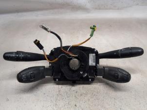 Gebruikte Combischakelaar Stuurkolom Peugeot 207 CC (WB) 1.6 16V THP Prijs € 105,00 Margeregeling aangeboden door Reclycar De Boer BV