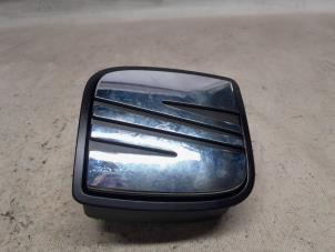 Gebruikte Handgreep Achterklep Seat Altea (5P1) 1.6 Prijs € 31,50 Margeregeling aangeboden door Reclycar De Boer BV