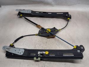 Gebruikte Ruitmechaniek 4Deurs rechts-achter Seat Alhambra (7N) 2.0 TDI 16V Prijs € 26,25 Margeregeling aangeboden door Reclycar De Boer BV