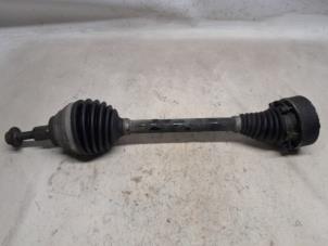 Gebruikte Homokineetas links-voor Skoda Octavia Combi (5EAC) 1.4 TSI 16V G-TEC Prijs € 36,75 Margeregeling aangeboden door Reclycar De Boer BV