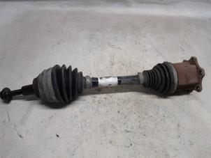 Gebruikte Cardanas links-voor (VWA) Seat Alhambra (7N) 2.0 TDI 16V Prijs € 105,00 Margeregeling aangeboden door Reclycar De Boer BV