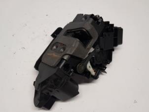 Gebruikte Portierslot Mechaniek 4Deurs rechts-voor Ford Mondeo IV Wagon 1.6 TDCi 16V Prijs € 36,75 Margeregeling aangeboden door Reclycar De Boer BV
