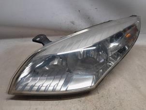 Gebruikte Koplamp links Renault Megane III CC (EZ) 1.5 dCi 110 Prijs € 131,25 Margeregeling aangeboden door Reclycar De Boer BV