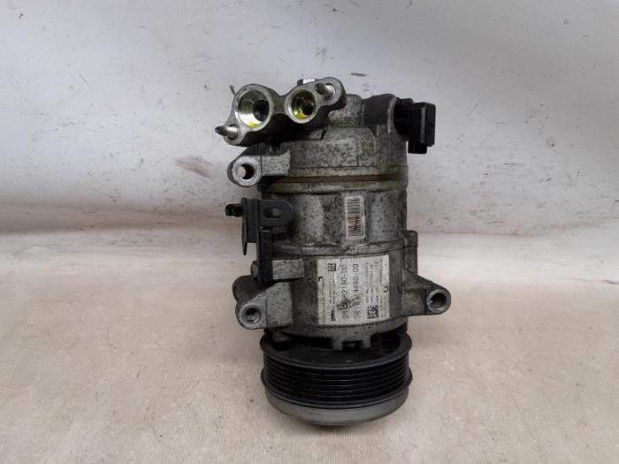 Gebruikte Aircopomp Peugeot 3008 II (M4/MC/MJ/MR) 1.2 12V e-THP PureTech 130 Prijs € 131,25 Margeregeling aangeboden door Reclycar De Boer BV